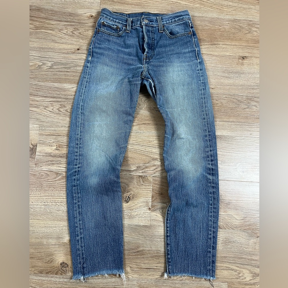 Levi’s White Oak Cone Denim Button Fly Heritage Jeans 26 Cropped Straight